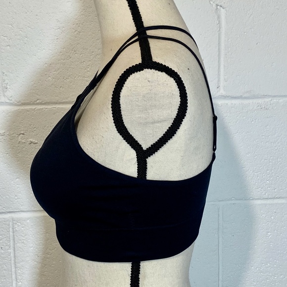 Itzon Strappy Black Sports Bra Small/Medium - Picture 4 of 11